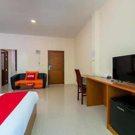 Oyo 665 Sj House Hotel Krabi town Exterior foto