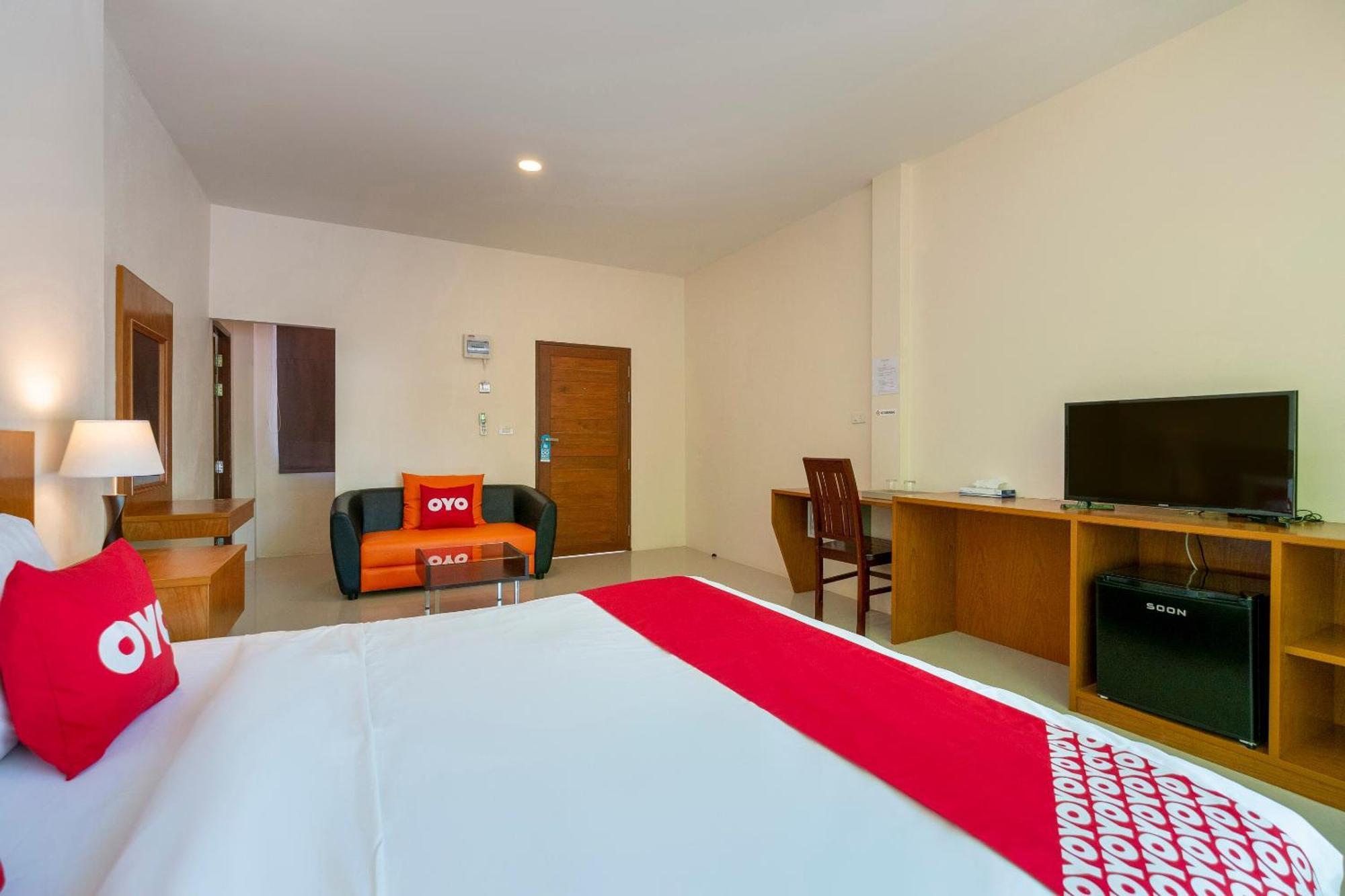 Oyo 665 Sj House Hotel Krabi town Exterior foto